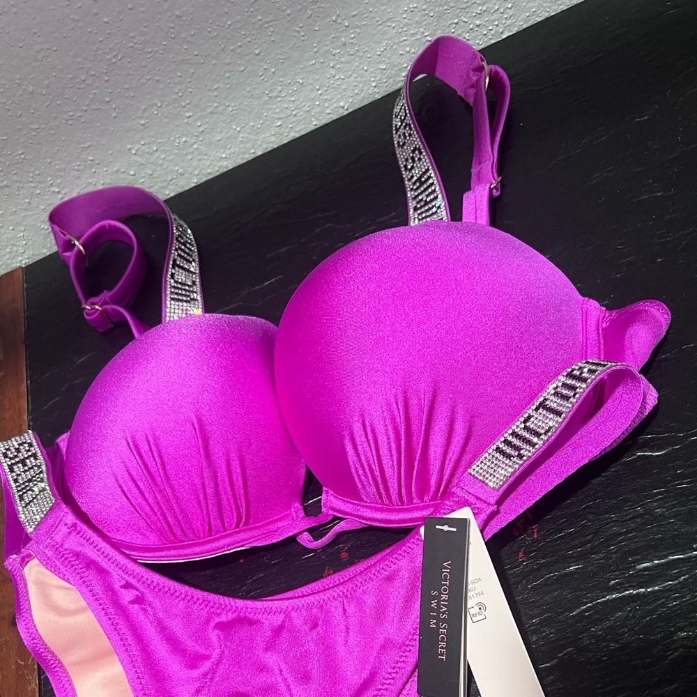 Victoria’s Secret swimsuit top
